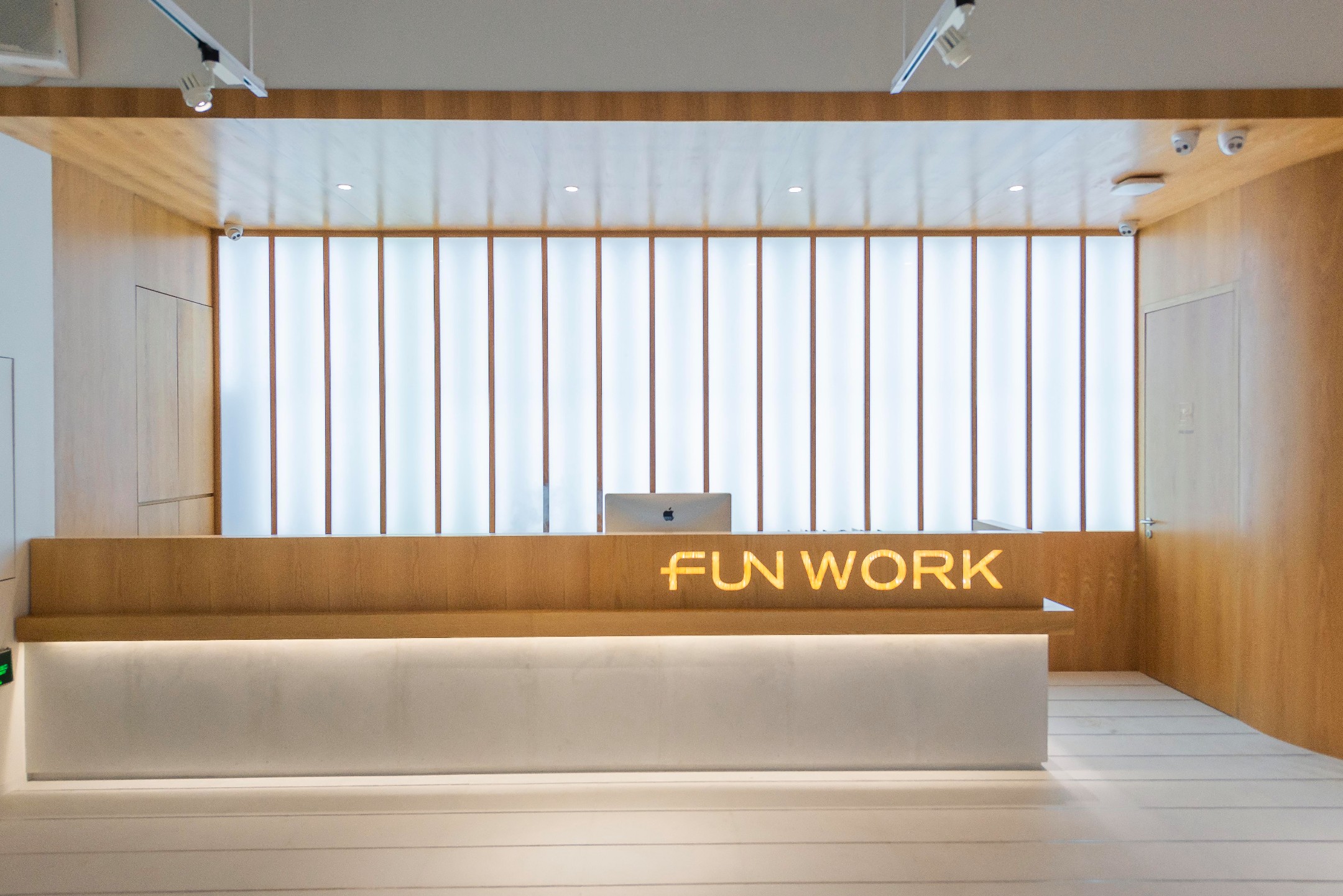 FUNWORK(中駿廣場)